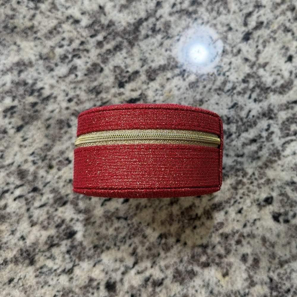 Dior Beauty Red and Gold Jewelry Zip Case - Picture 4 of 9
